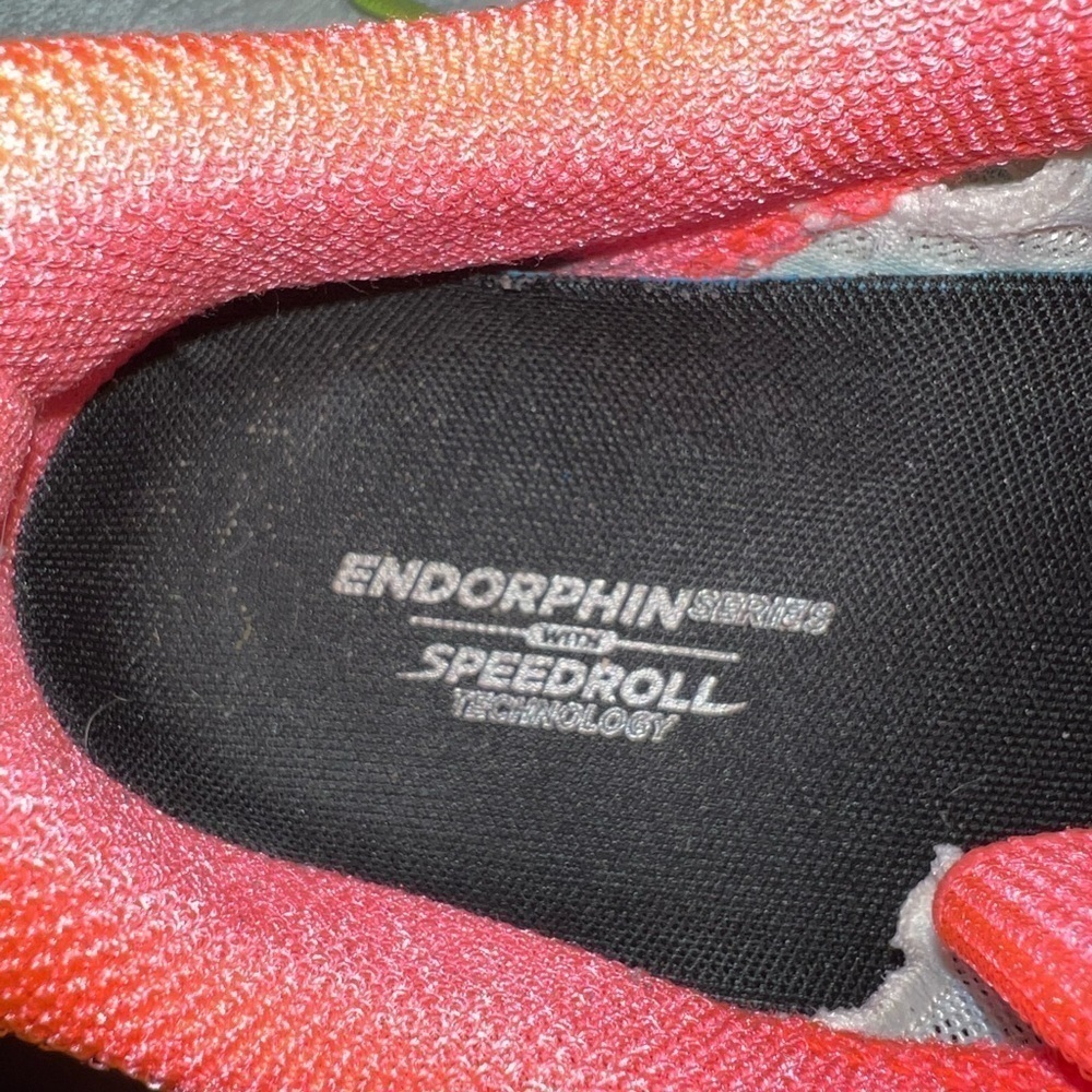 Women’s saucony sneakers size 9.5 - Picture 3 of 5